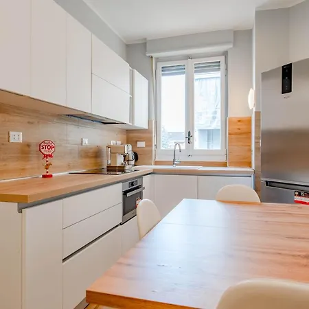 Apartment White - Metro Massaua Turin