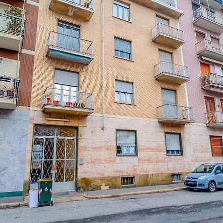 White - Metro Massaua