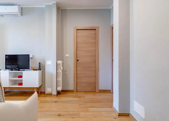 Apartamento White - Metro Massaua *