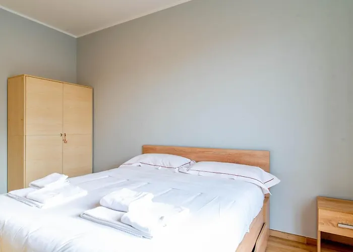 White - Metro Massaua Turin